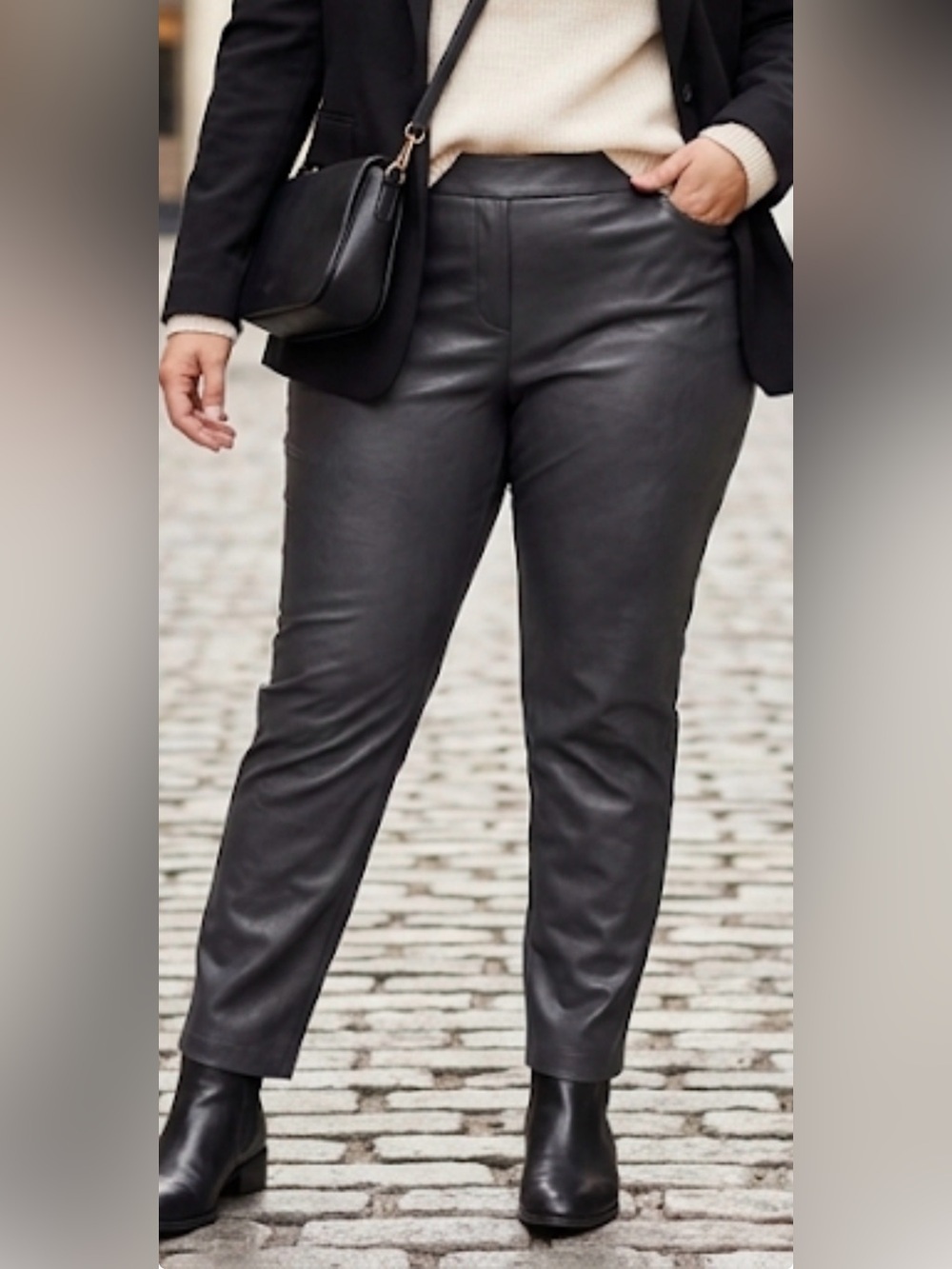 dennis basso Black Faux Leather Skinny Pants Size L
